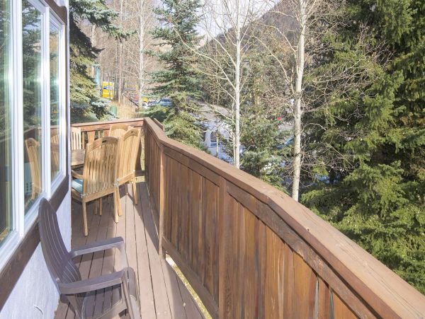 West Vail Duplex directly on Shuttle Path