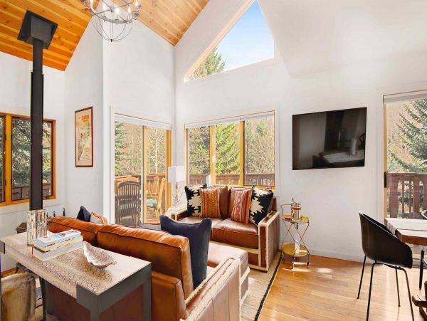 West Vail Duplex directly on Shuttle Path