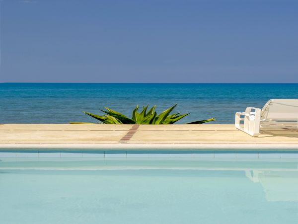 Jamaica Home 1004318