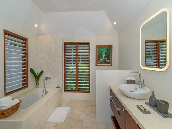 Jamaica Home 1004328
