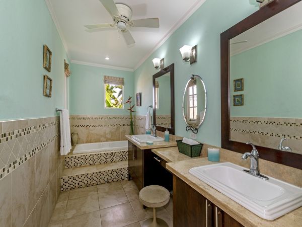 Jamaica Home 1004329