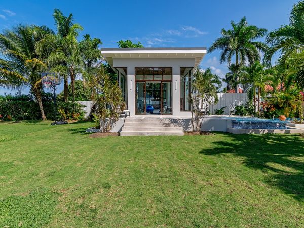 Jamaica Home 1004329