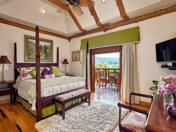 Jamaica Home 1004340