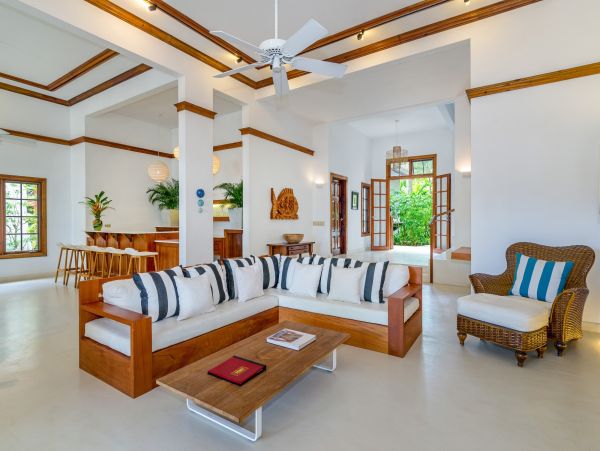 Jamaica Home 1004351