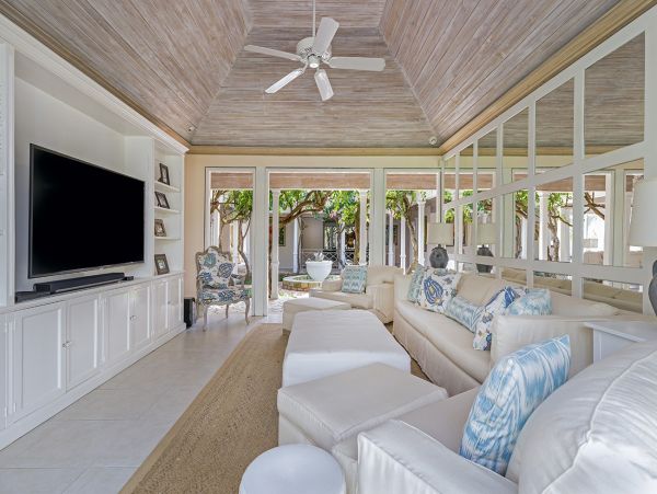 Jamaica Home 1004362