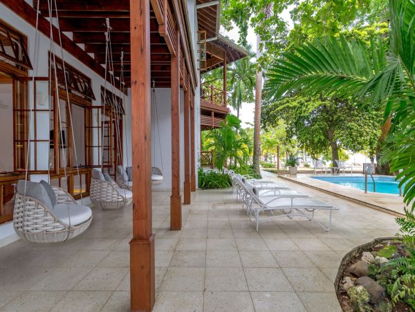 Jamaica Home 1004371