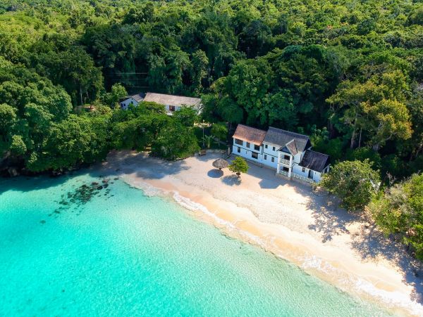 Jamaica Home 1004382