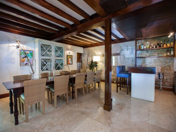 Jamaica Home 1004382