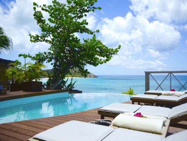 Antigua Barbuda Home 1004384