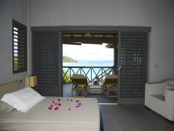 Antigua Barbuda Home 1004384