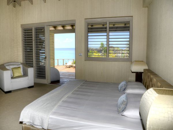 Antigua Barbuda Home 1004384