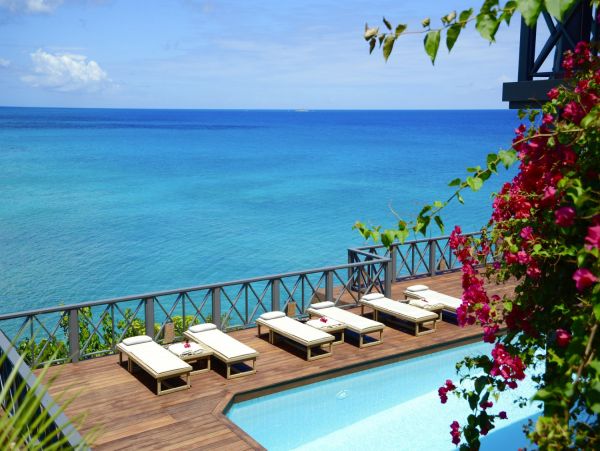 Antigua Barbuda Home 1004385