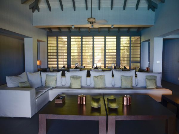 Antigua Barbuda Home 1004385