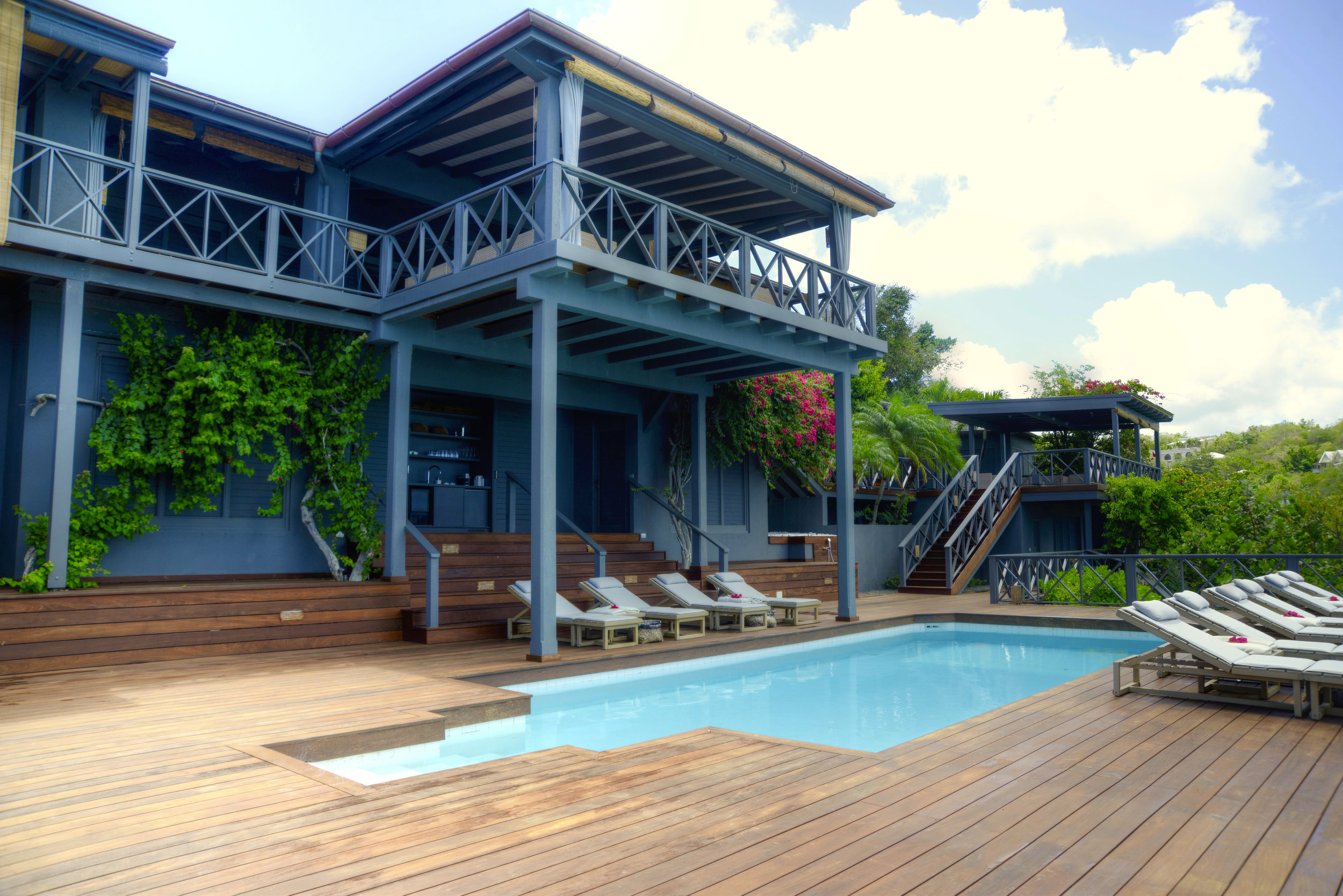 Antigua Barbuda Home 1004386