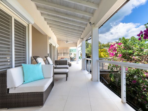 Antigua Barbuda Home 1004387