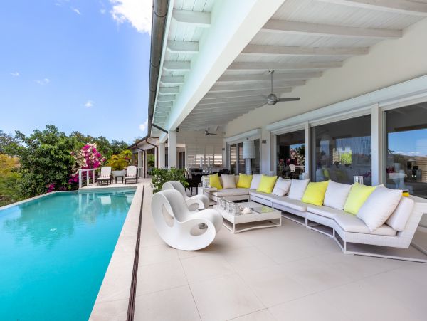 Antigua Barbuda Home 1004387