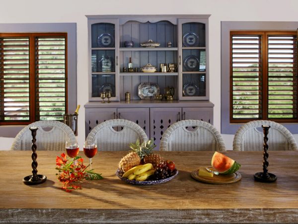 Antigua Barbuda Home 1004389