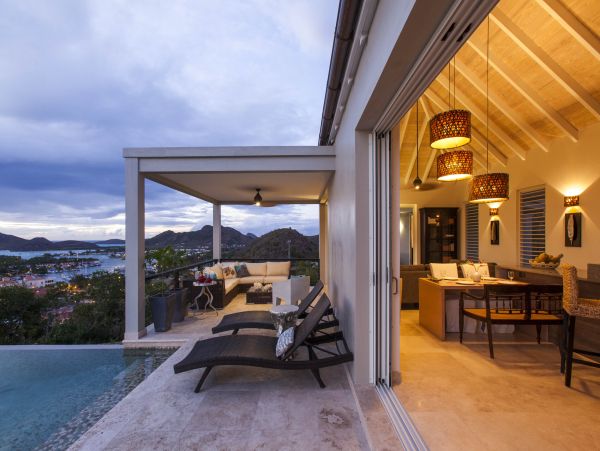 Antigua Barbuda Home 1004391