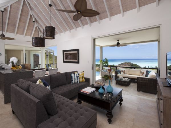 Antigua Barbuda Home 1004391