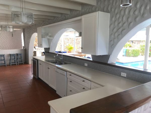 Antigua Barbuda Home 1004392