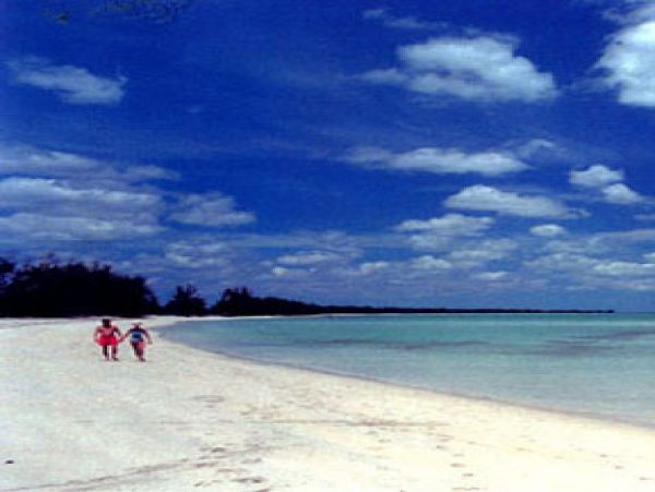 Bahamas Home 1004435
