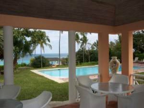 Bahamas Home 1004444