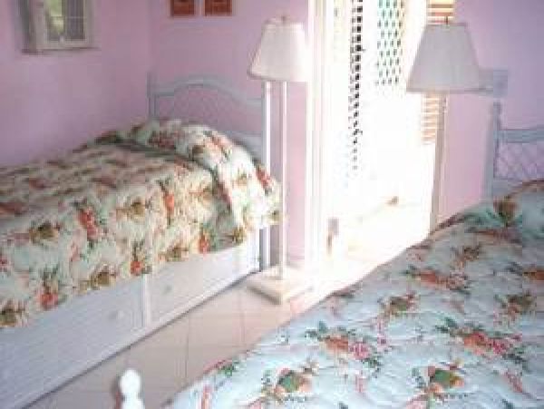 Bahamas Home 1004444