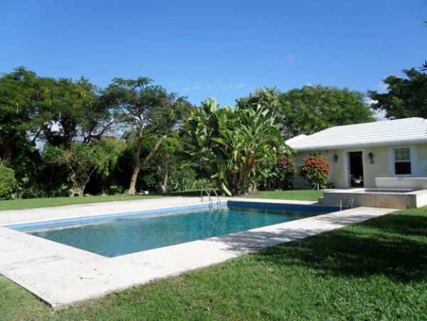 Bahamas Home 1004447