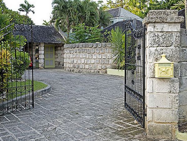 Barbados Home 1004461