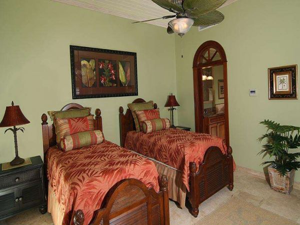 St. John Home 1004535