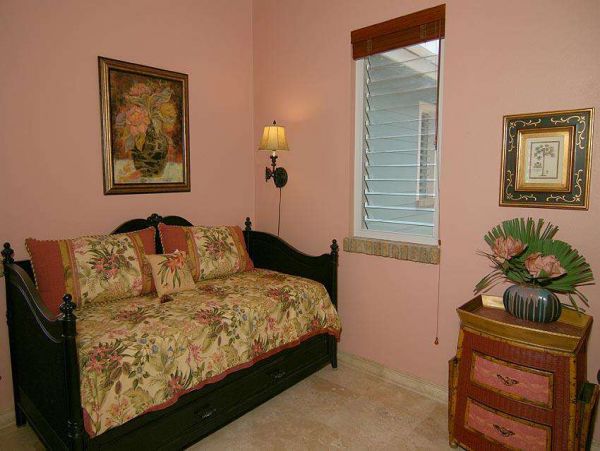 St. John Home 1004535