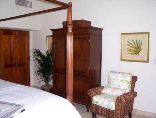 St. John Home 1004536