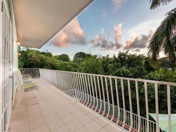 Lovely Two Bedroom Vacation Villa with Private Pool
