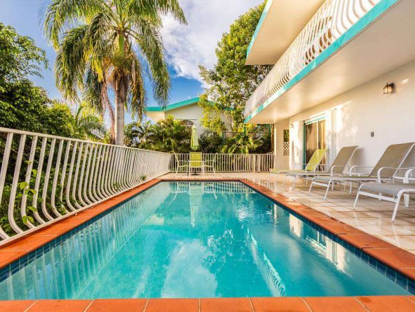 Lovely Two Bedroom Vacation Villa with Private Pool