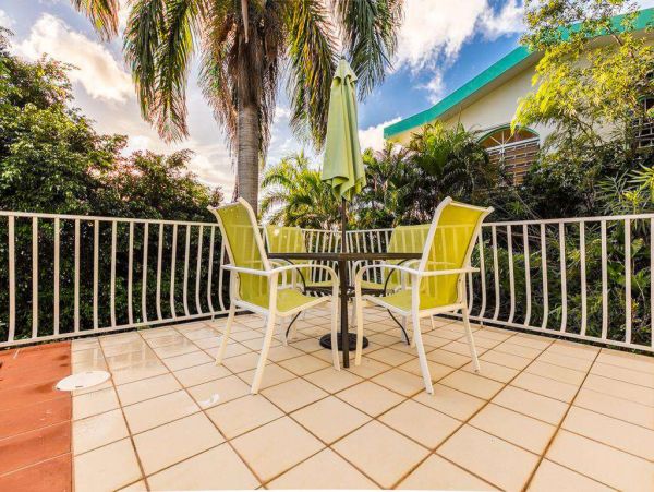 Lovely Two Bedroom Vacation Villa with Private Pool