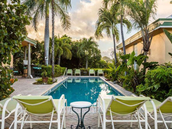 St. John Home 1004538