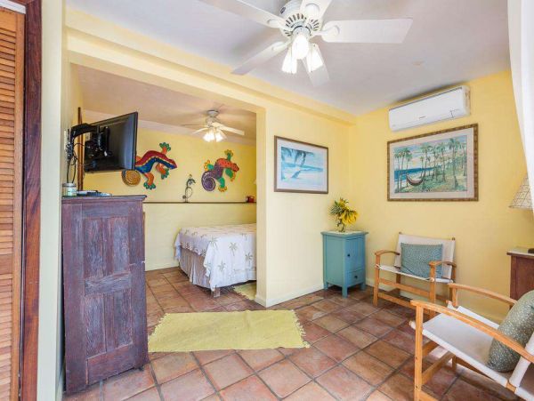 St. John Home 1004538