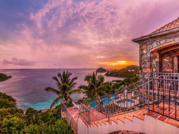St. John Home 1004540