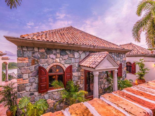 St. John Home 1004540