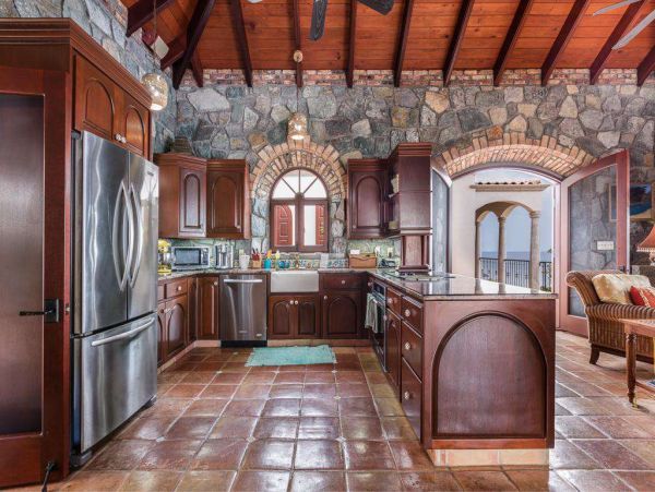 St. John Home 1004540