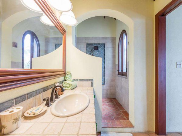 St. John Home 1004540