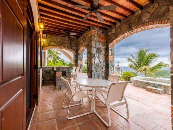 St. John Home 1004540