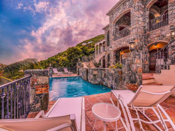 St. John Home 1004540