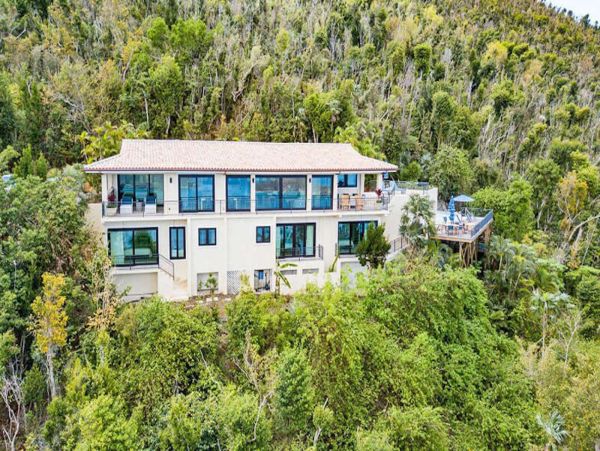 St. John Home 1004545