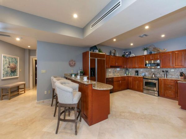St. John Home 1004570
