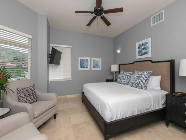 St. John Home 1004570