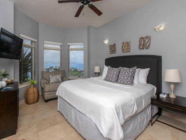 St. John Home 1004570