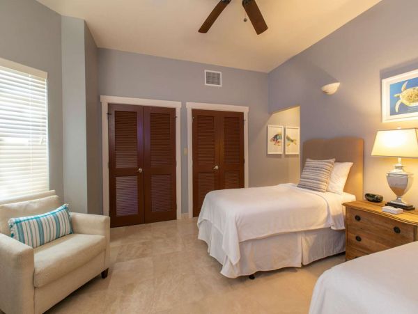 St. John Home 1004570