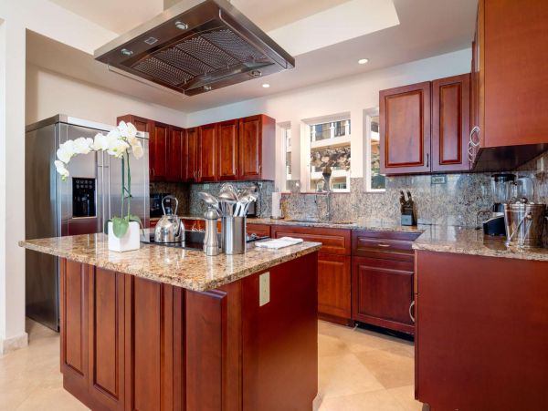 St. John Home 1004572