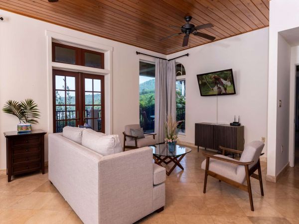 St. John Home 1004580